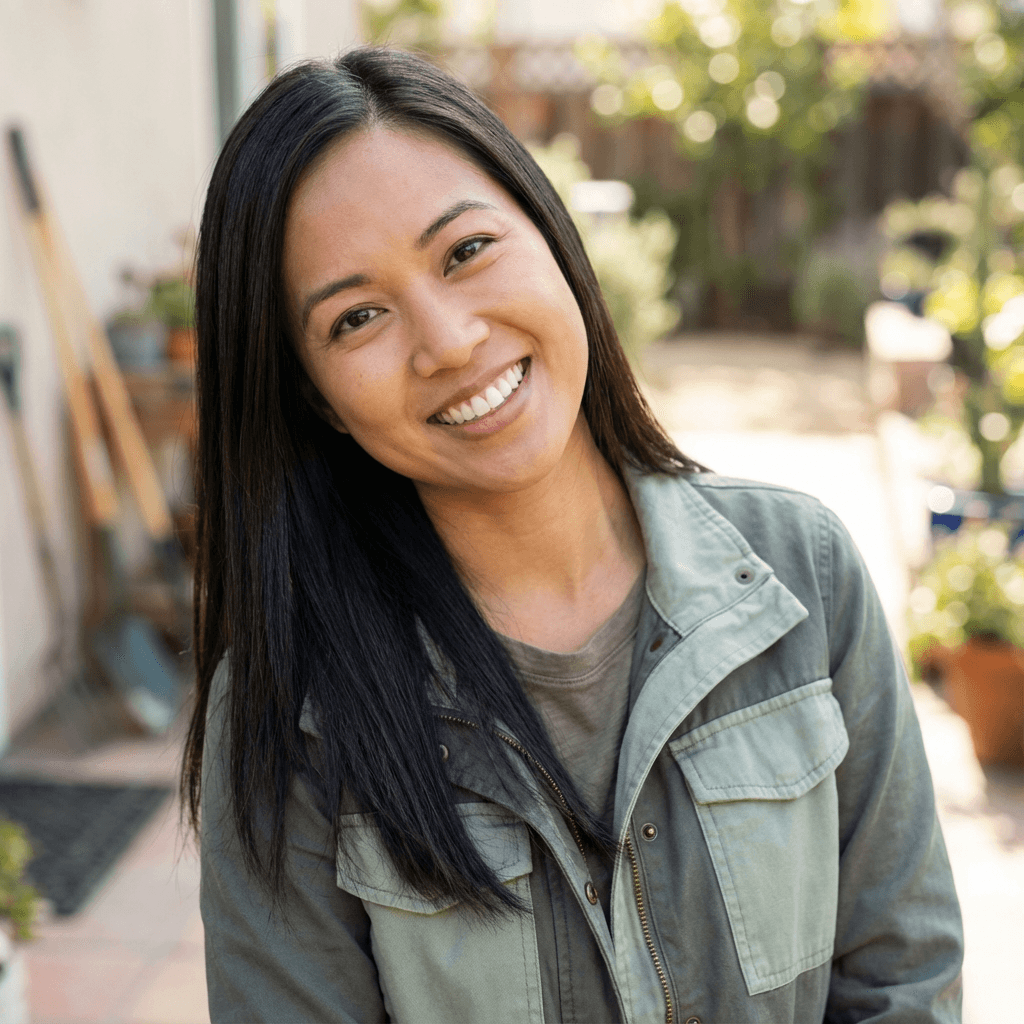 Sarah Chen, Senior Healthcare Recruiter